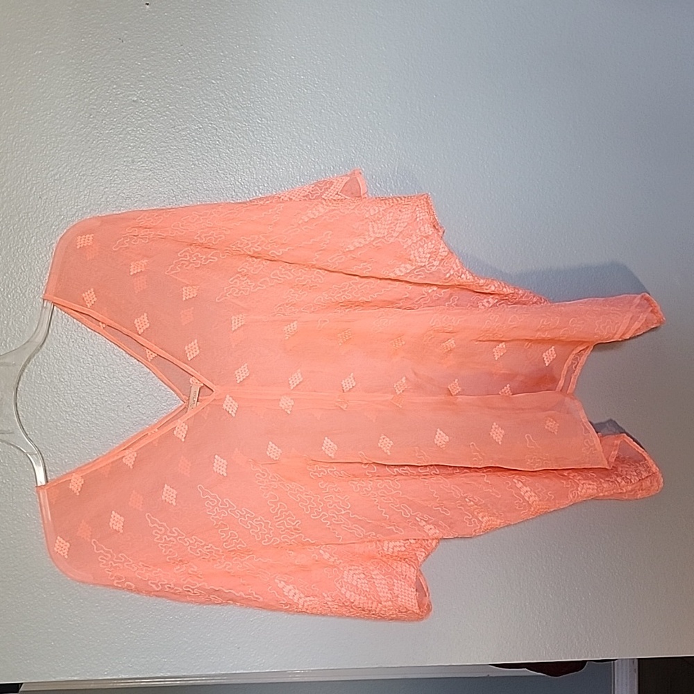 Gibson Latimer coverups Beach shirt